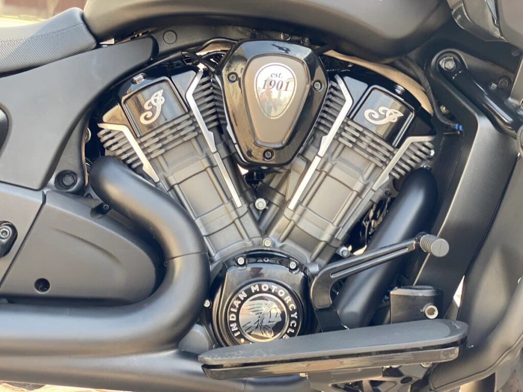 Обзор мотоцикла Indian Challenger