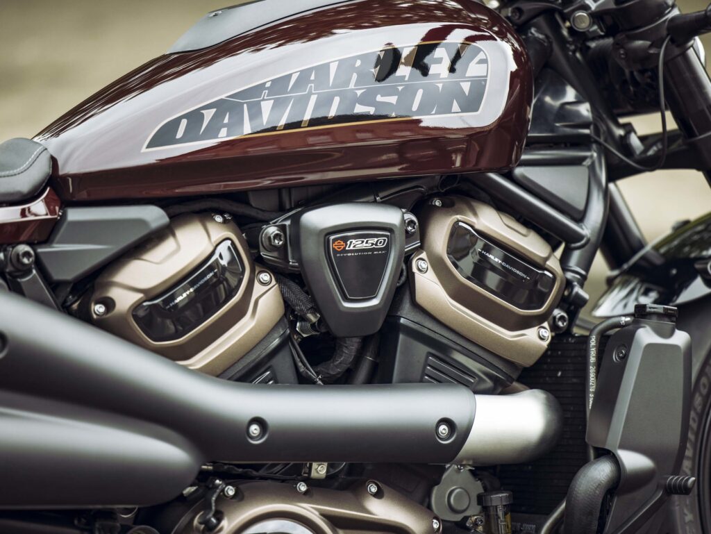 Обзор нового Harley-Davidson Sportster S 2021 года.